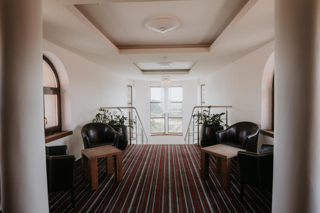 Hotel Bonaparte Кошице Екстериор снимка