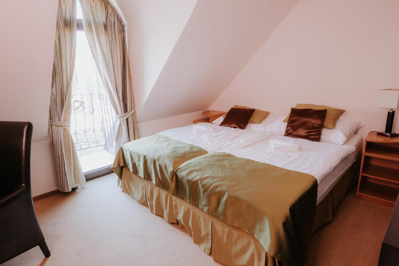 Hotel Bonaparte Кошице Екстериор снимка