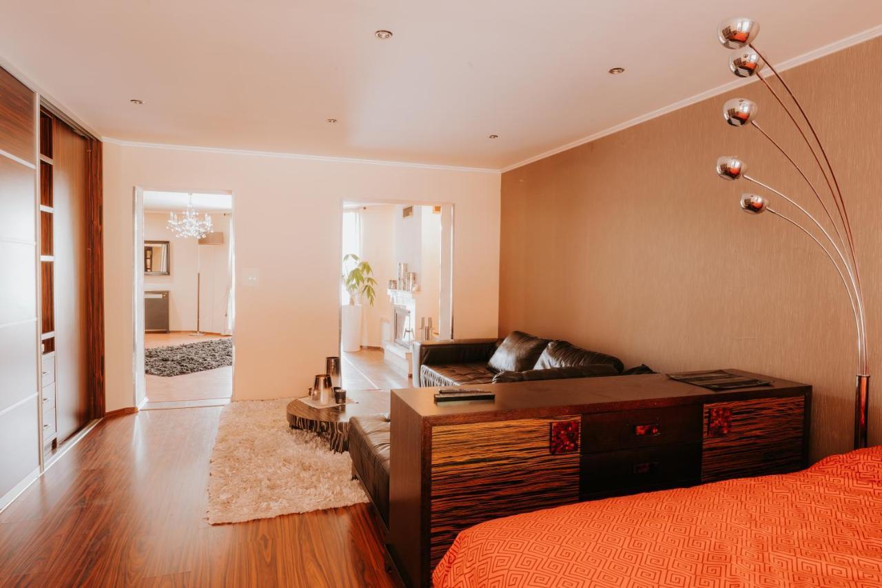 Hotel Bonaparte Кошице Екстериор снимка