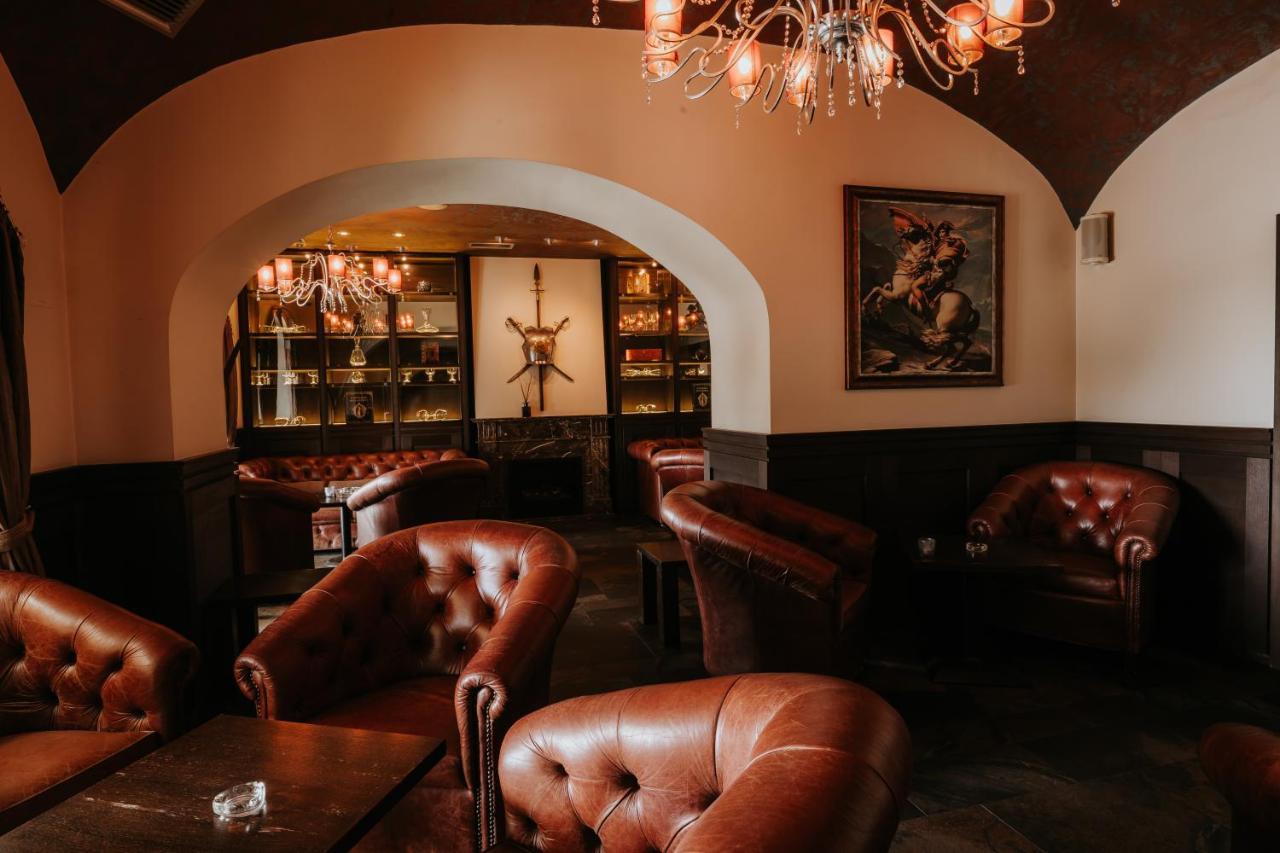 Hotel Bonaparte Кошице Екстериор снимка