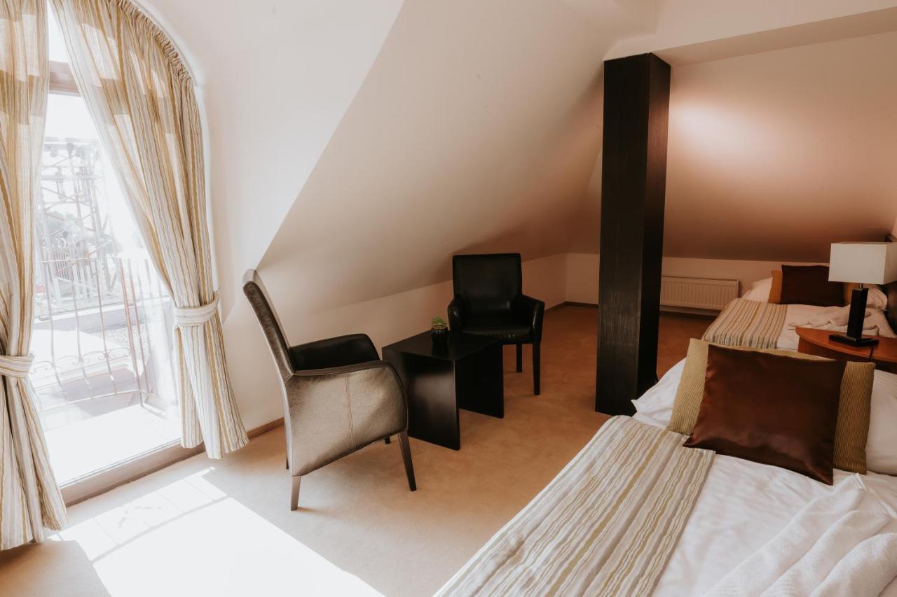 Hotel Bonaparte Кошице Екстериор снимка