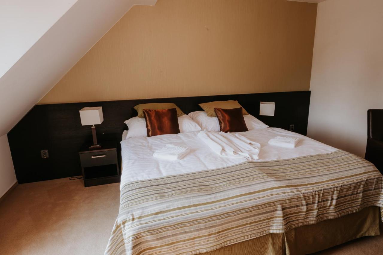 Hotel Bonaparte Кошице Екстериор снимка