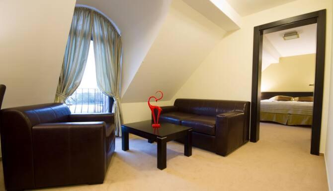 Hotel Bonaparte Кошице Екстериор снимка